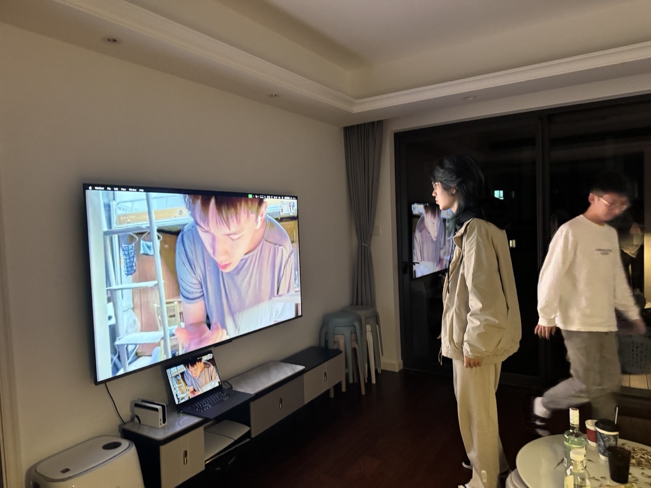 tv